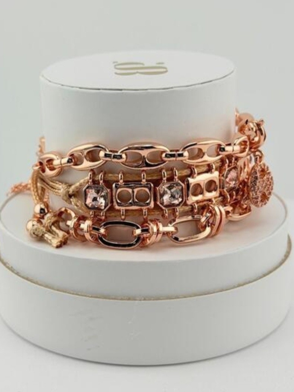 Bomb Party 2026 Spring Stacks "A Modern Muse" ST78951 on Rose Gold - Picture 2 of 6